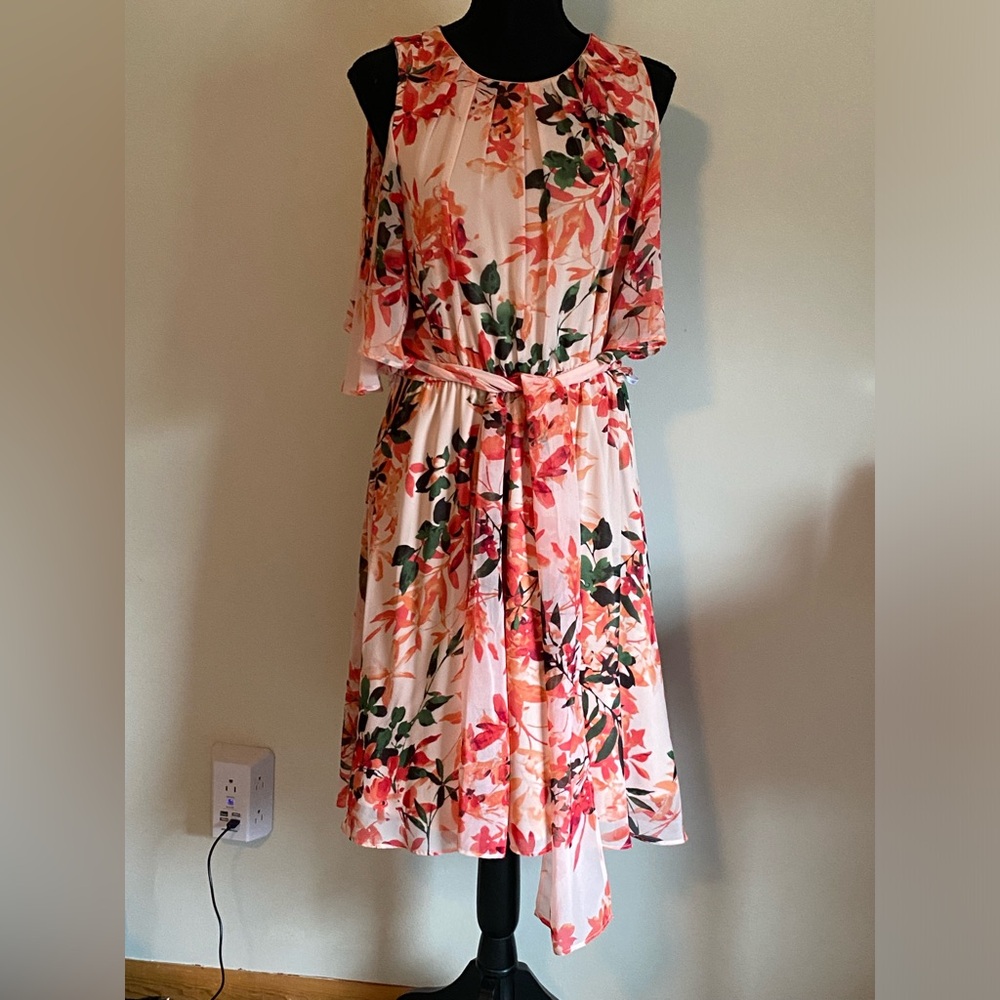 Calvin Klein Irmina Peach Floral print dress, size 12